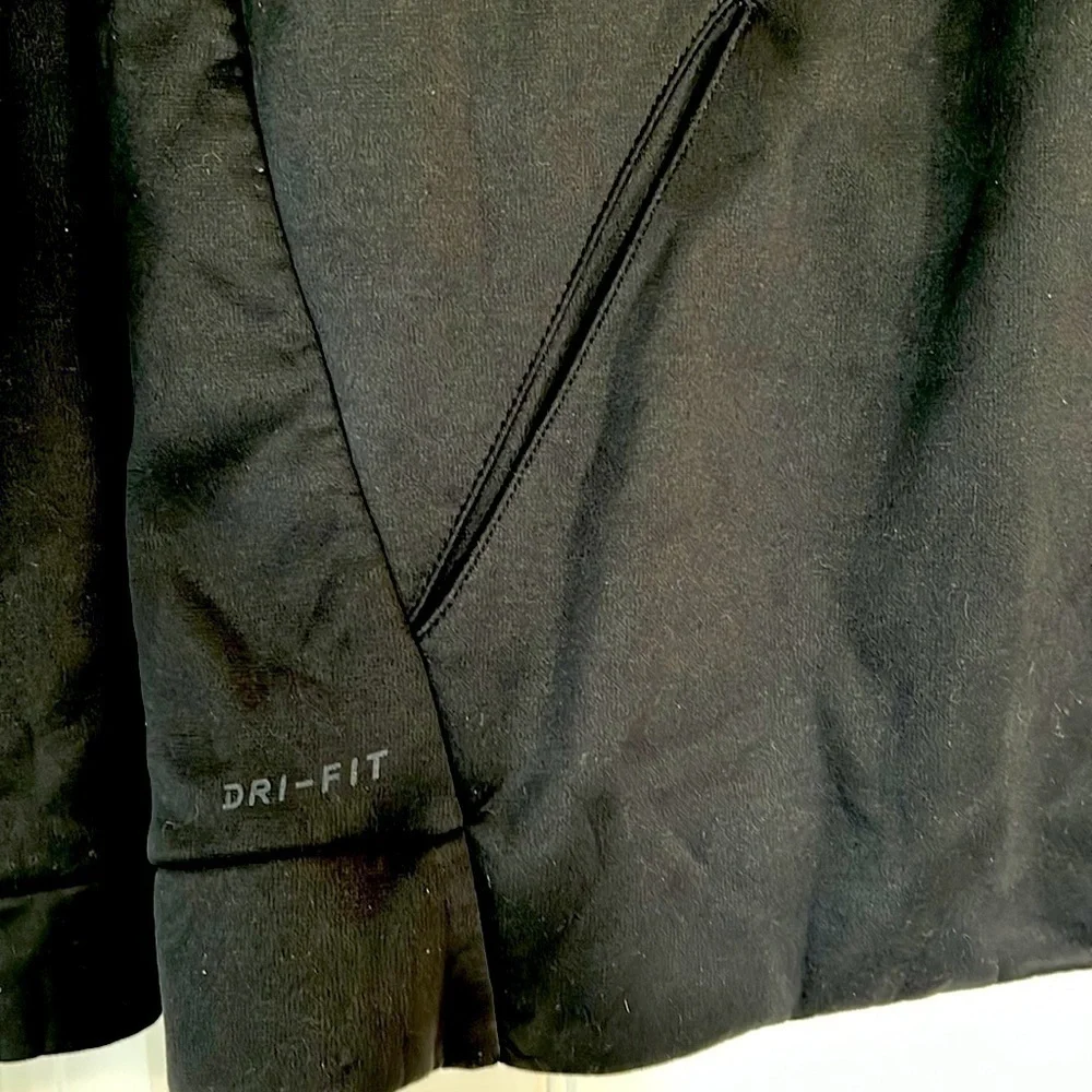 Nike Dry Fit Pocket  Hoodie Small
